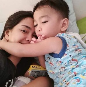 Meet your Posher, Alyzza mae